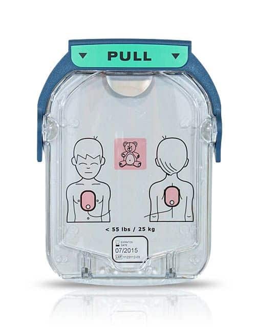 Interchangeable pediatric/adult cartridges change AED setting to proper energy level.