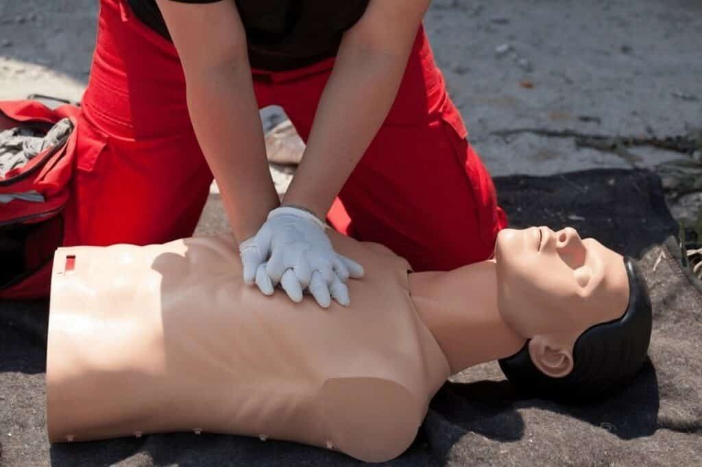  “High quality CPR consists of correct compression depth and rate and full chest recoil.”